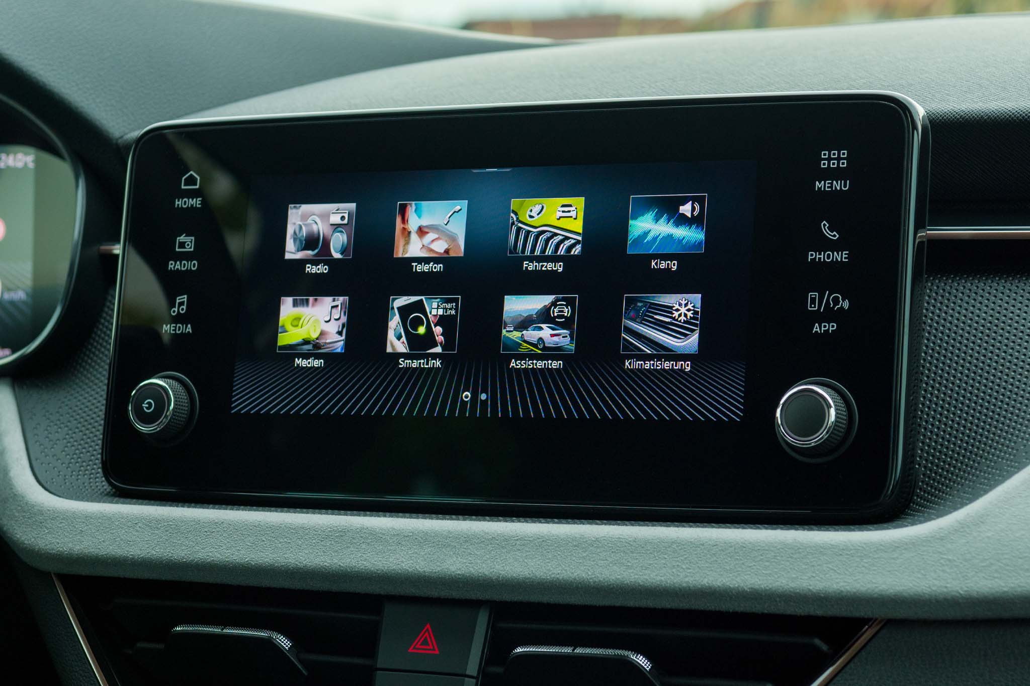 touchscreen multimedia infotainment skoda scala selection