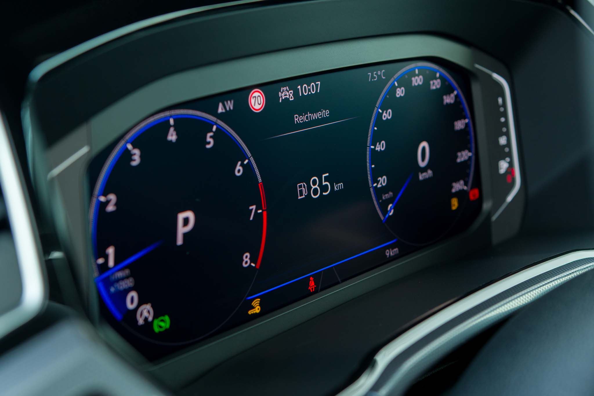 digital cockpit vw touran