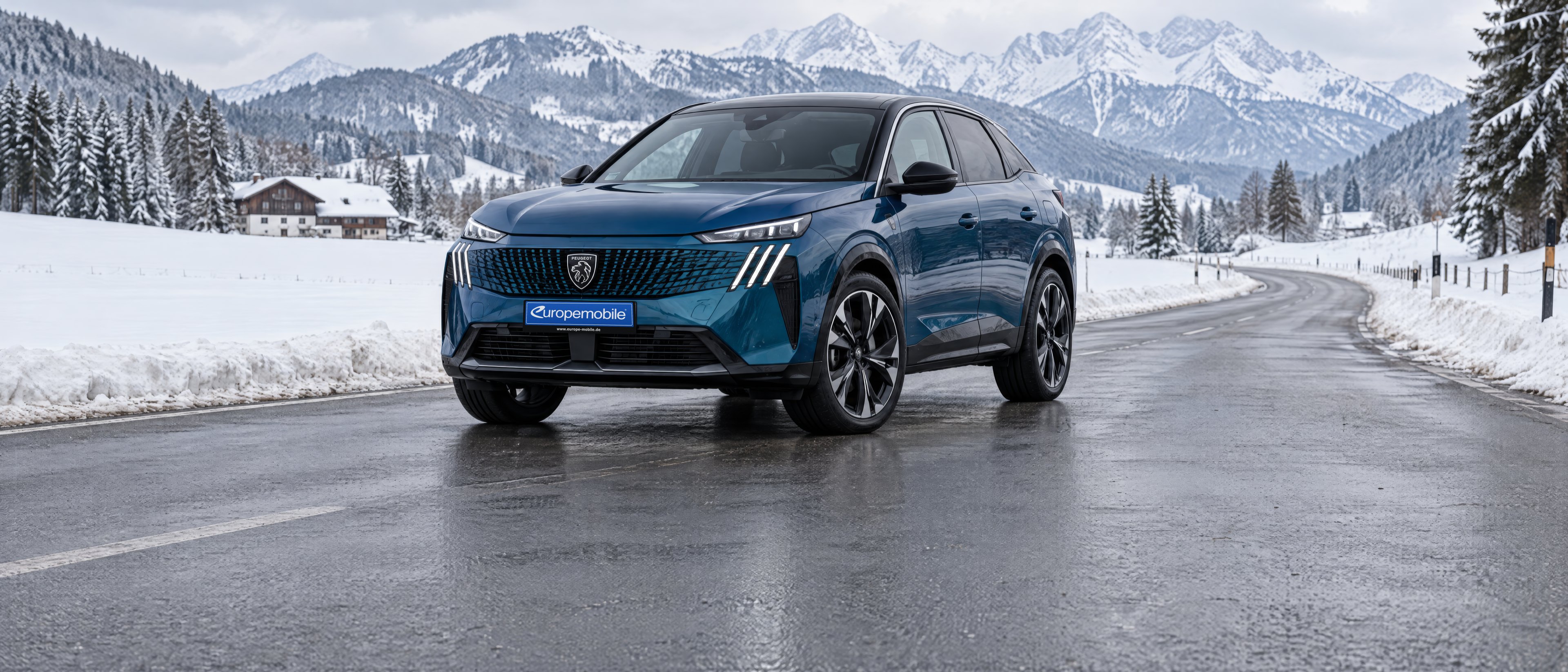 Peugeot 3008 2026 in Blau auf einer verschneiten Straße im Voralpenland
