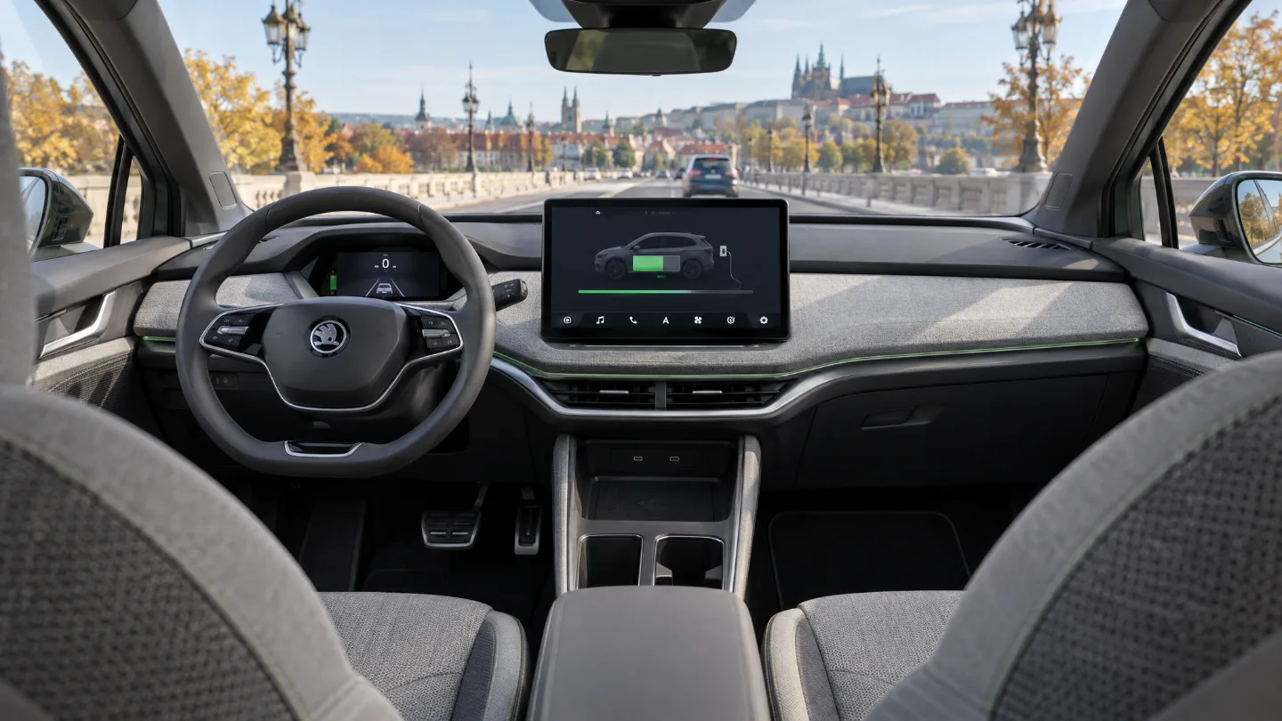 Innenraum des Škoda Elroq mit 13-Zoll-Bildschirm